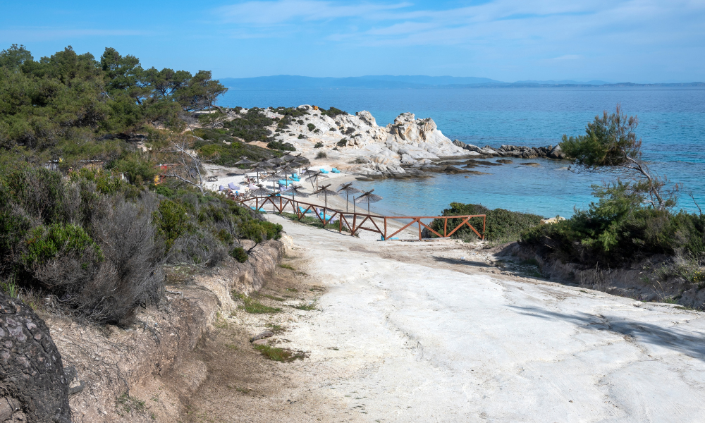 pathway to orange beach of kavourotripes